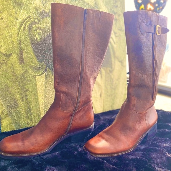 Nicole Shoes - Distressed Brown Gen. Leather Boots by:Nicole~10M